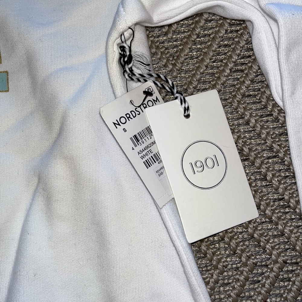 NWT 1901 Mulled Wine Graphic Sweatshirt - Picture 4 of 7